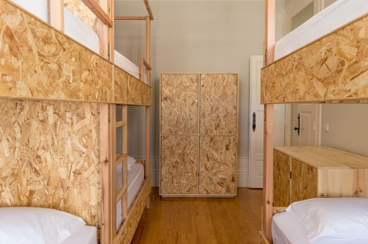 Queen'S Garden Hostel Porto Ngoại thất bức ảnh