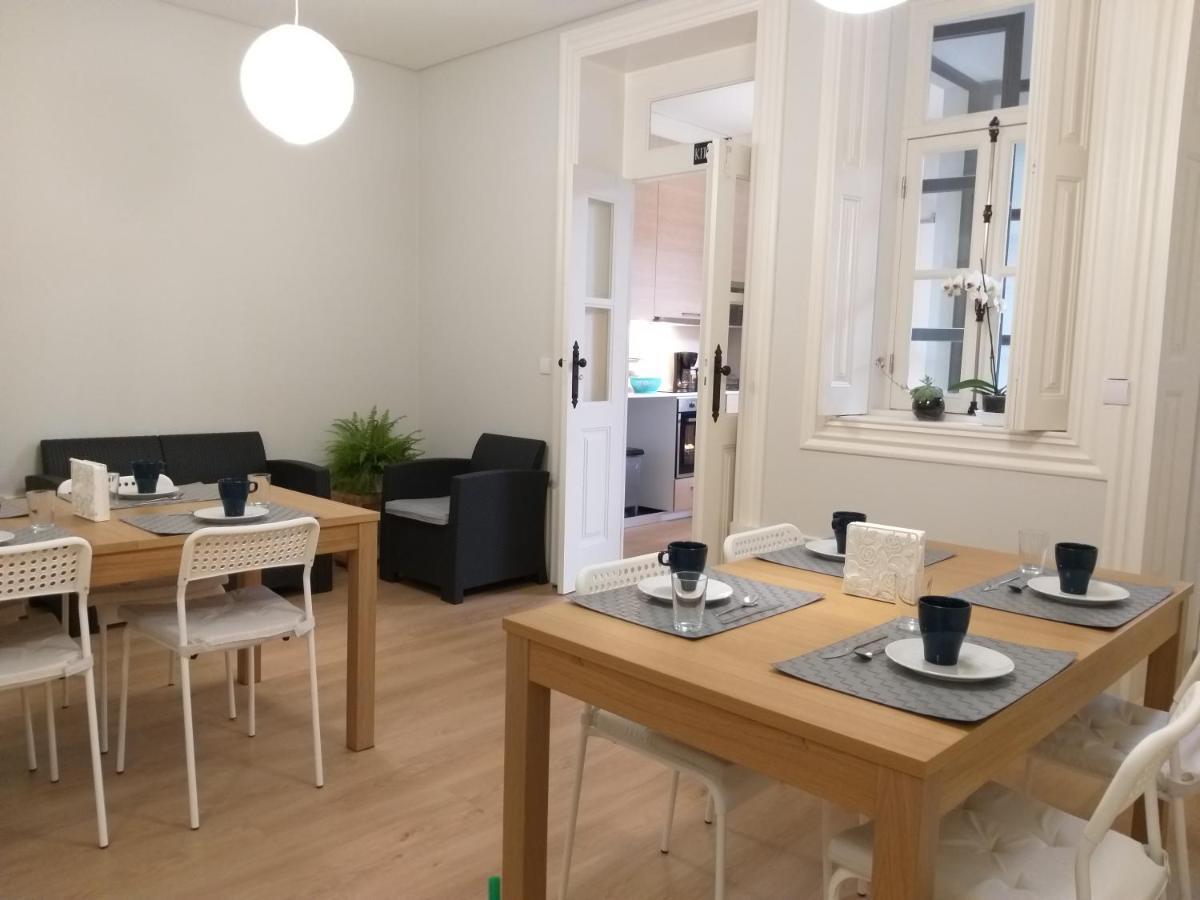 Queen'S Garden Hostel Porto Ngoại thất bức ảnh